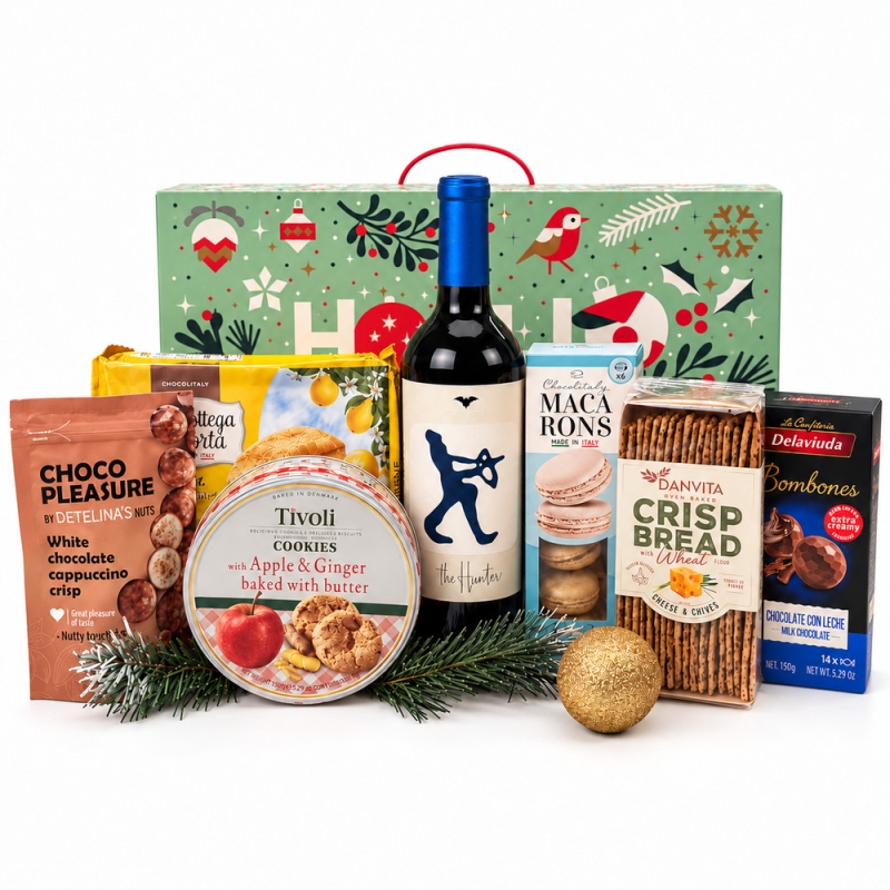 Christmas Gift Box with Red Wine, Lemon Cake and French Macarons – 1076